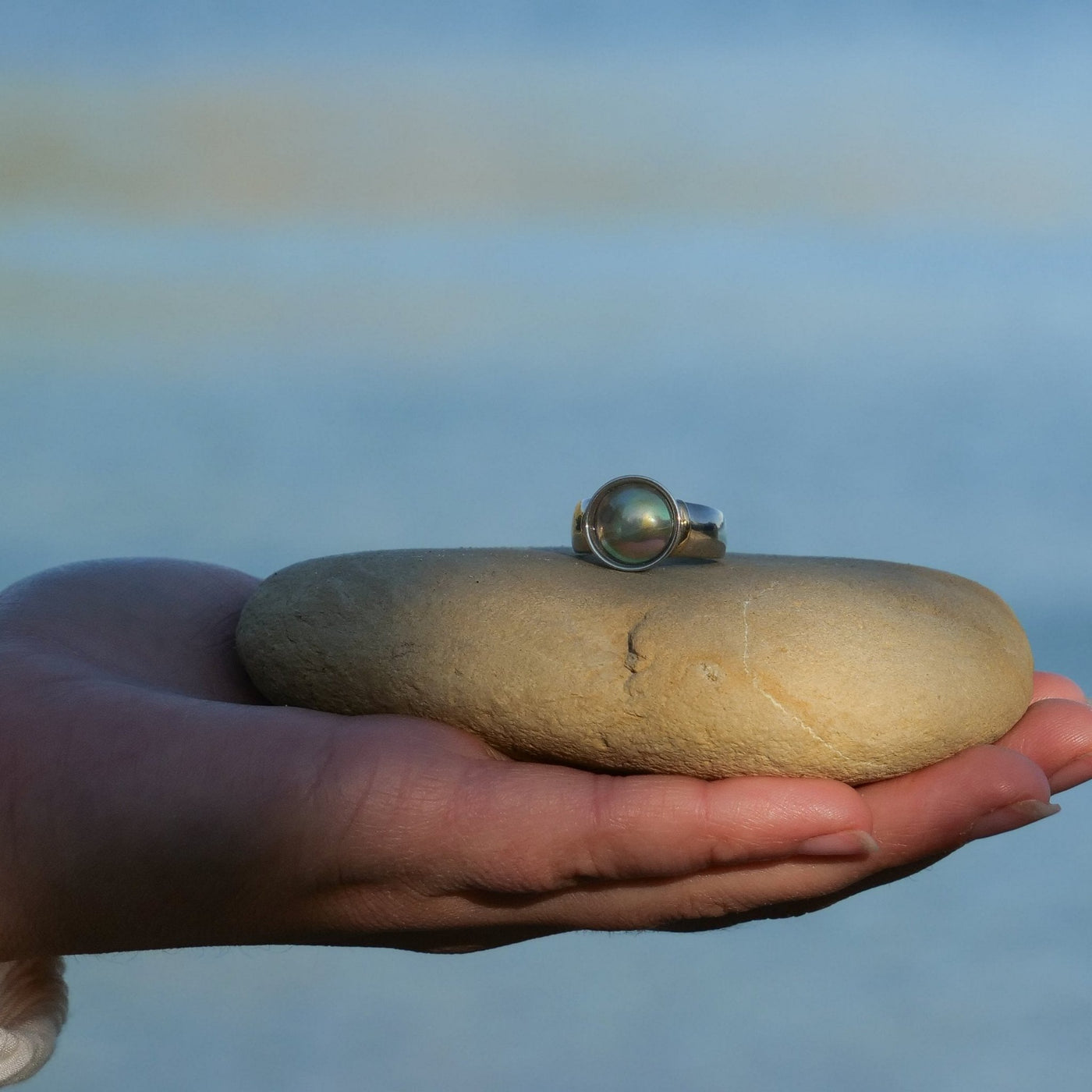 Pearl Two-tone Ring