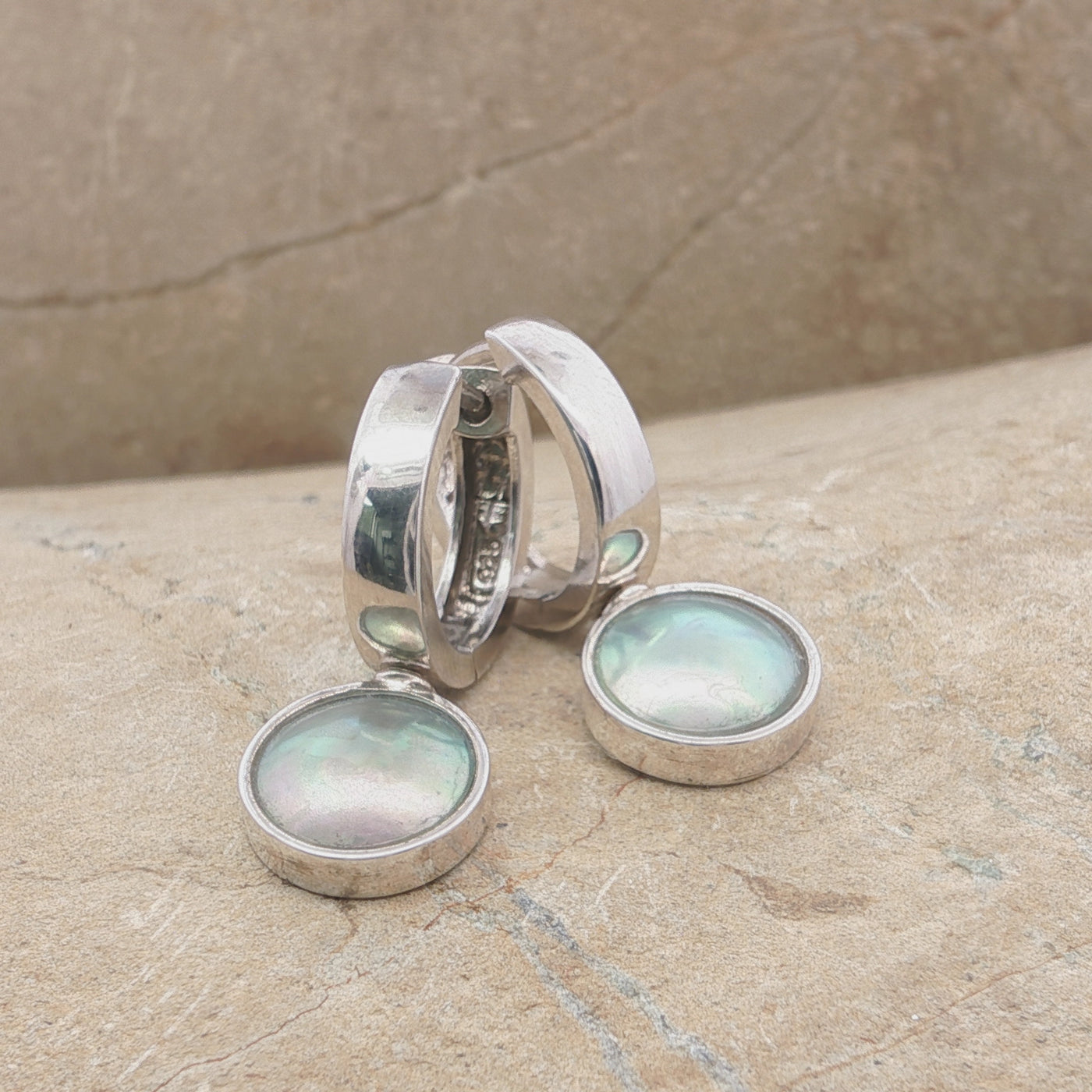 Pearl Torea Earrings - Huggie