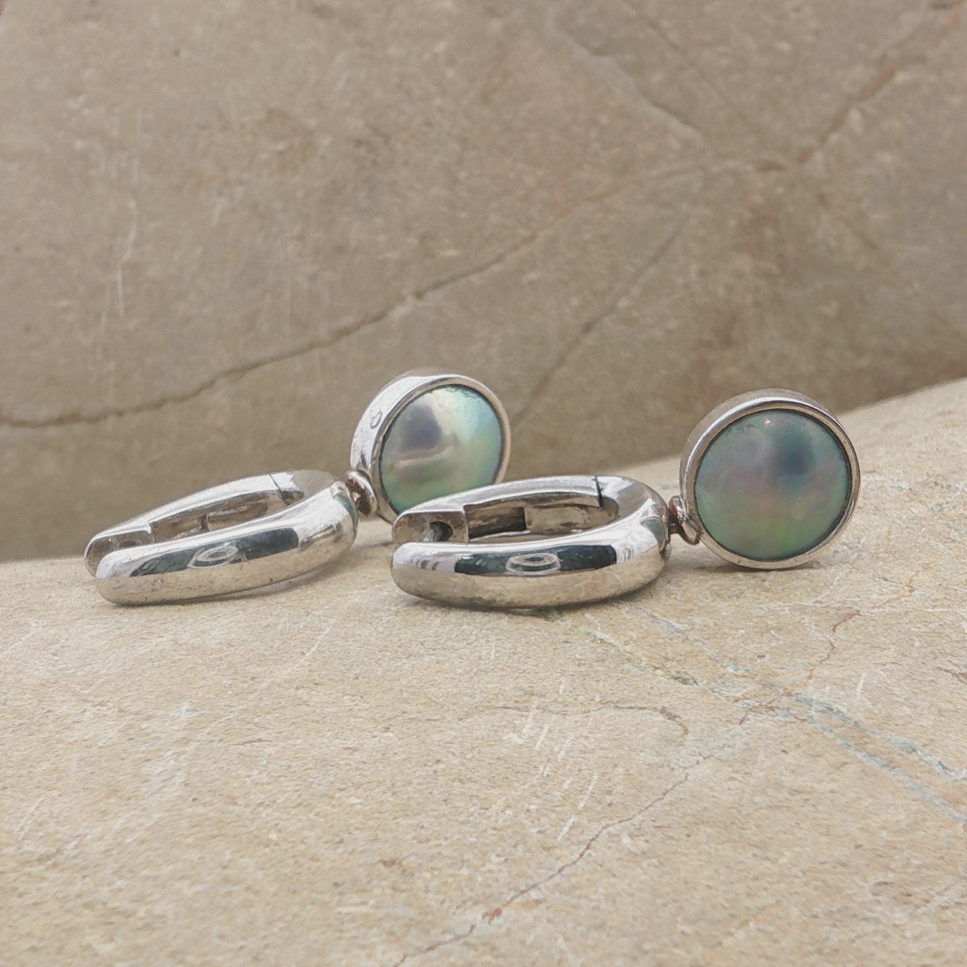 Pearl Torea Earrings - Oval