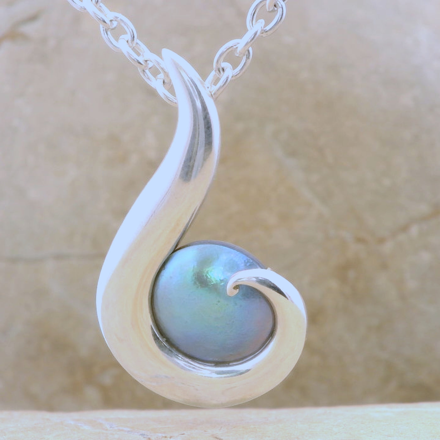 sterling silver paua Pearl necklace