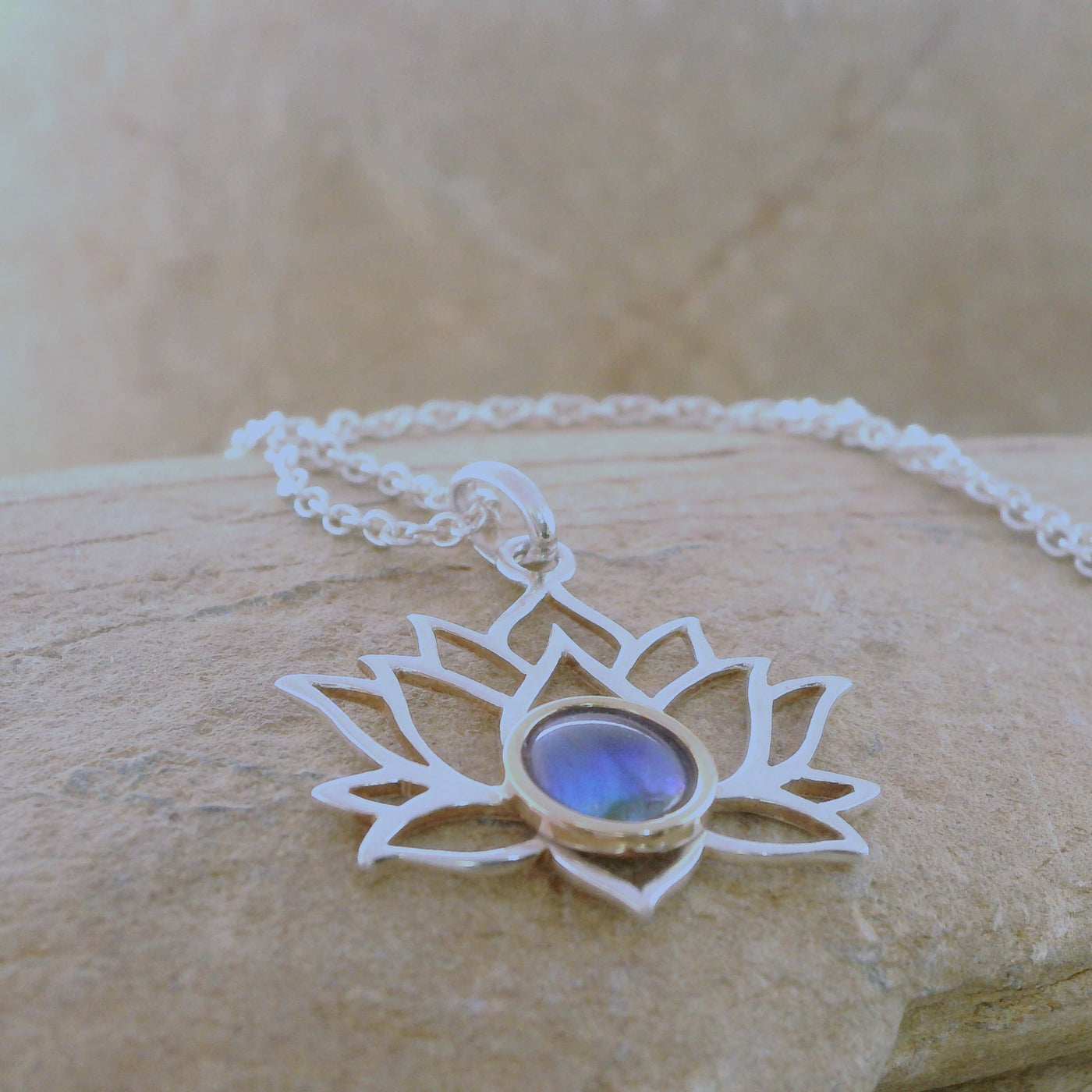 2 tone Pearl nz necklace