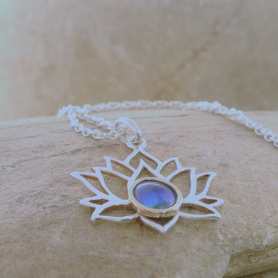 2 tone Pearl nz necklace