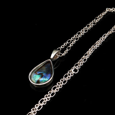 Pearl Teardrop Necklace
