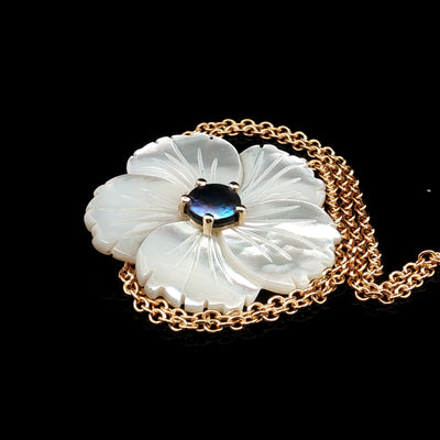 Pearl Petite White Daffodil Necklace