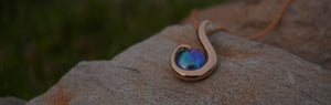 Arapawa Curve Hook Necklace