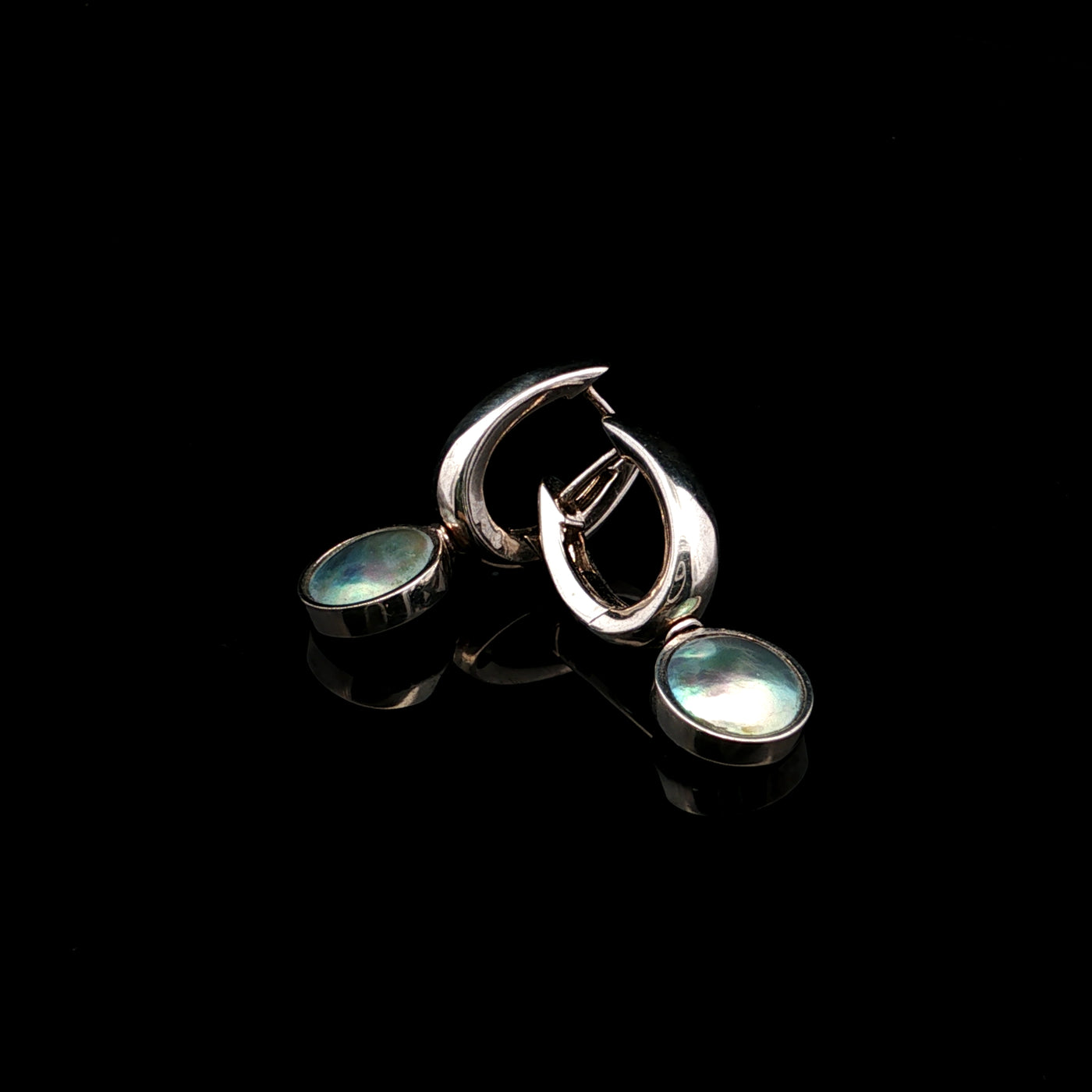 Pearl Torea Earrings - Oval
