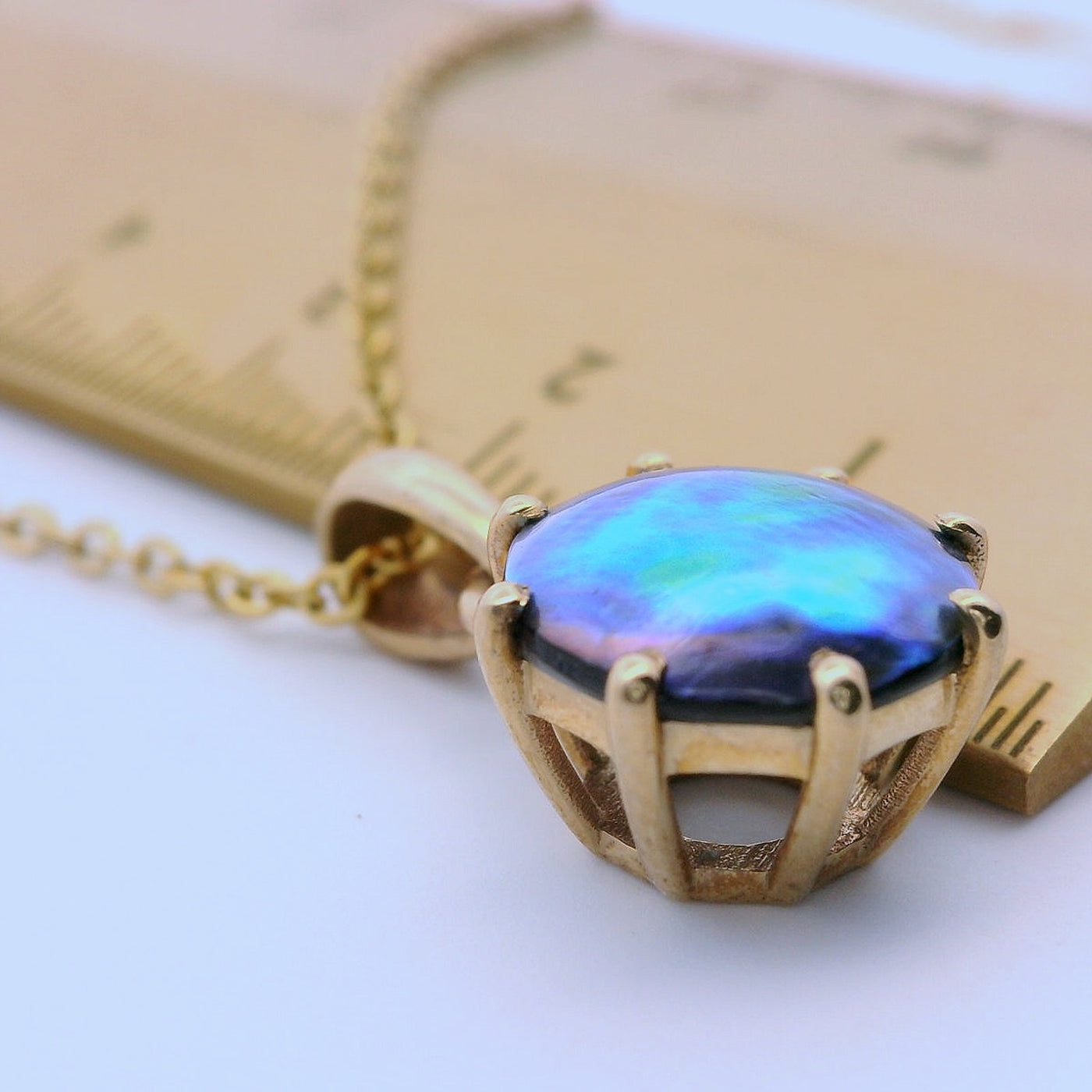 10. Pearl Nebular Necklace - October Rainbow Pearl