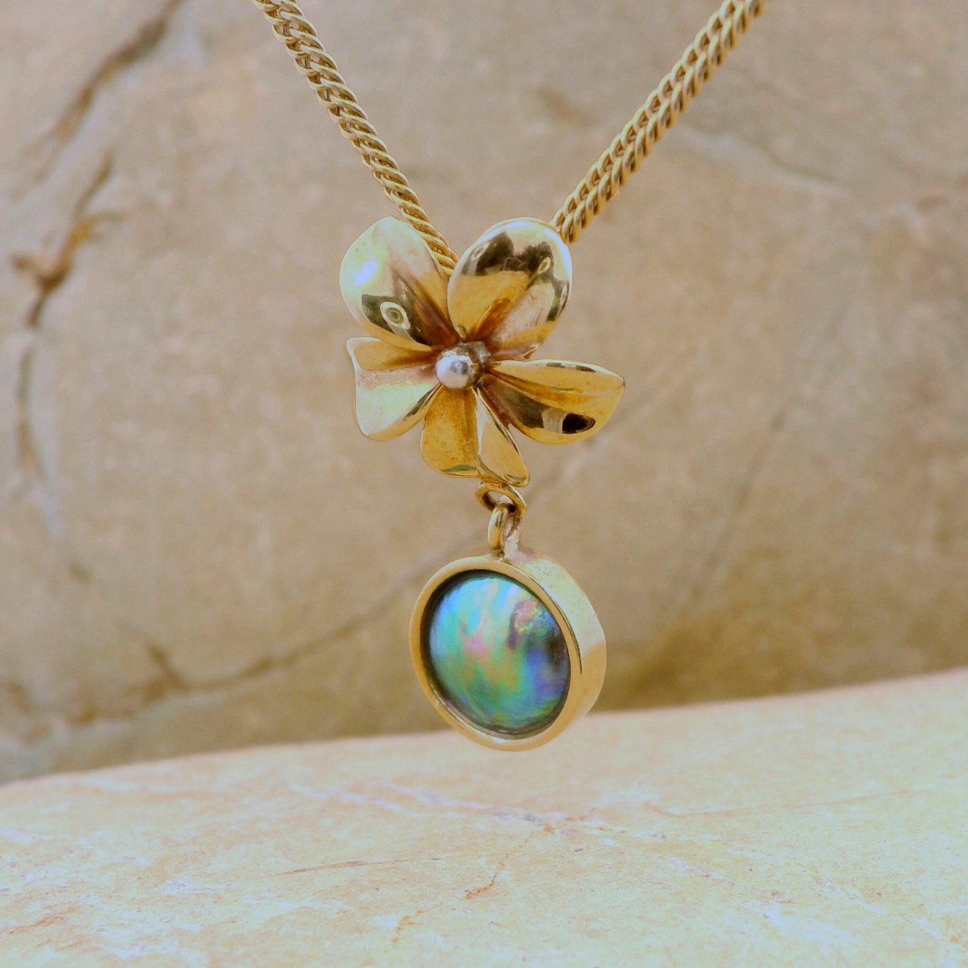 Pearl Little Flower Necklace