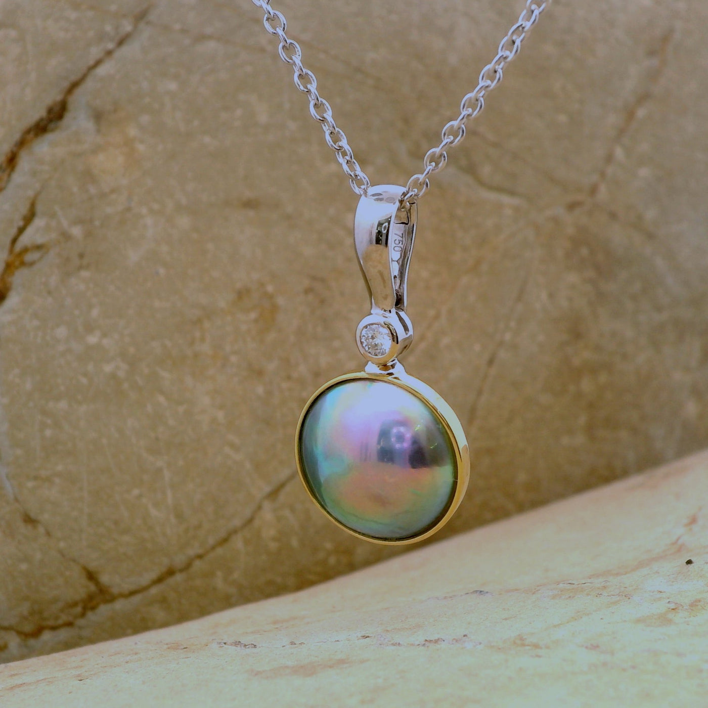 Pearl Ocean Elegance Necklace