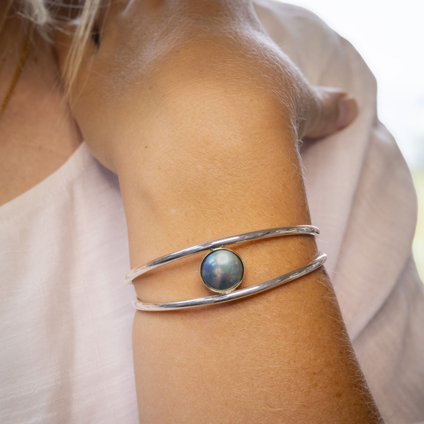 Pearl Tory Bangle