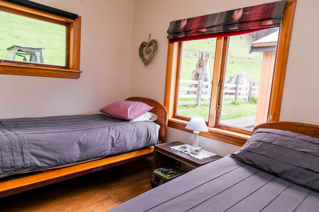 2 single beds