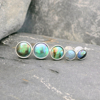 Pearl Stud Earring - Single